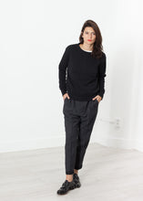 Load image into Gallery viewer, Loopwheeler Sweatshirt in Black