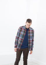 Load image into Gallery viewer, Riccardo Button-Up in Plaid Multi
