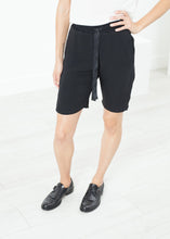 Load image into Gallery viewer, Nuit Shorts in Black
