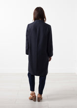 Load image into Gallery viewer, Woven Pleat Back Coat
