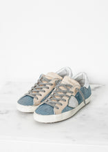 Load image into Gallery viewer, Metallic Sequin Low Top Sneaker
