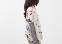 Load image into Gallery viewer, Long Sleeve Box Blouse
