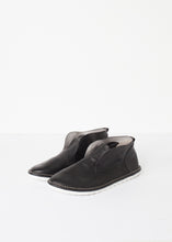 Load image into Gallery viewer, Laceless Sneaker

